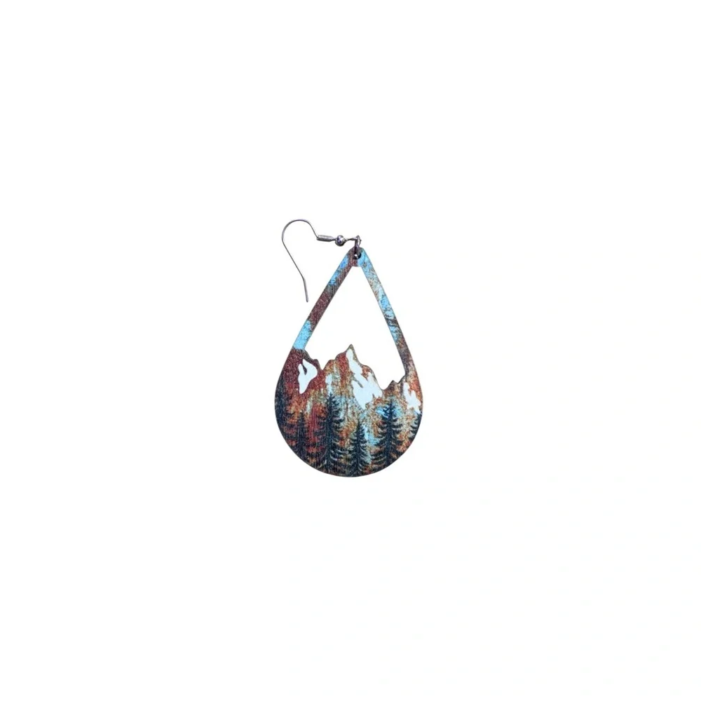 Western Jewelry Boho Cowgirl Nature-Inspired Mountain Scene Tear Drop Earrings